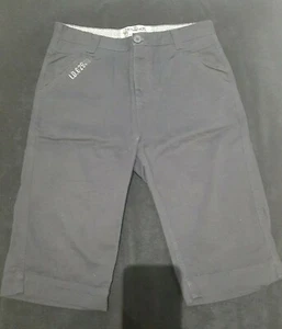 Cotton Navy 3/4 Chino Shorts Size Medium - Picture 1 of 3
