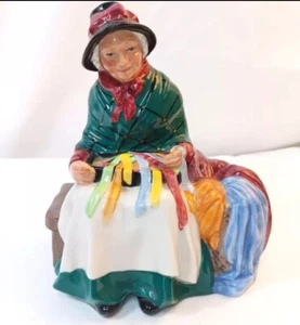 Schöne Royal Doulton Seide und Bänder Figur $35 OBO! (CH) - Bild 1 von 6
