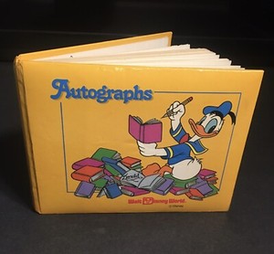 Vintage Walt Disney World Official Autograph Book Signed 80's Donald Mickey Dale