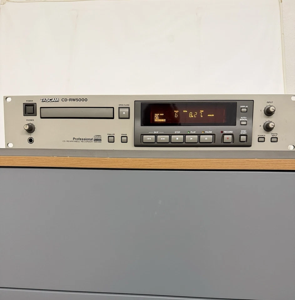 Tascam CDRW 5000 Lettore Cd Player Registratore - Imagen 1 de 4
