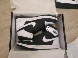 Nike Air Jordan 1 Retro High OG "BLACK & WHITE" EU41 NEU - Bild 1 von 6