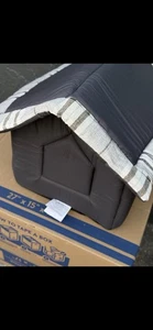 Gemütliches Haustierhaus für drinnen – mittlere Größe 16”x16”x14” – NEU - Bild 1 von 3