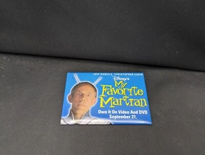 My Favorite Martian Promotional Movie Pin Disney 1999 Christopher Lloyd - Picture 1 of 2