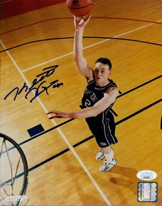 Keith Van Horn New Jersey Nets Signed 8x10 Glossy Photo JSA Authenticated - Picture 1 of 2