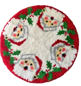 Christmas Tree Santa Claus 33" Latch Hook Skirt Rug 1970s Vintage MCM Decor - Picture 1 of 5