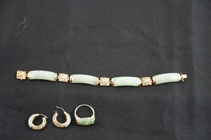Vintage 14k Yellow Gold Green Jade 7 in Bracelet Ring Sz 8.25 & Earring Set - Picture 1 of 5