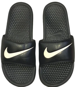 Black Nike Benassi Slides size 5.5 - Picture 1 of 2