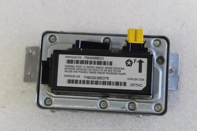 Módulo de control Plymouth Acclaim SRS 1994 04688033 Foto 1 de 4