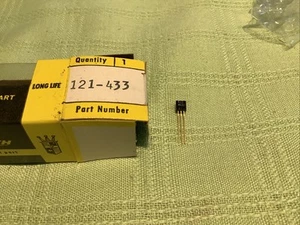 Zenith OEM Part 121-433 Transistor - Picture 1 of 2