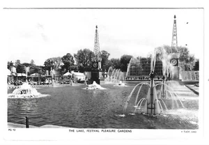 FESTIVAL of BRITAIN 1951, LONDON - THE LAKE, PLEASURE GARDENS R.P. Postcard - Foto 1 di 1