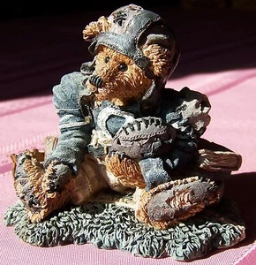 Boyds Bears: Knute & The Gridiron style# 2245 - Picture 1 of 7