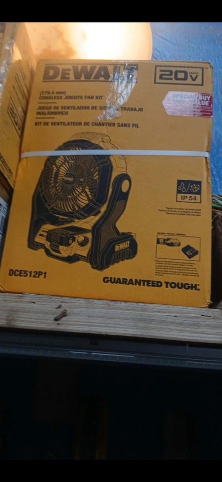 Kit Ventilador Dce512p1 20v Dewalt Con Cargador Falta Batería Foto 1 de 1