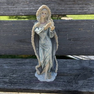 Home Interiors "Snowflake" 2004 Four Seasons Winter Figurine 10” Tall Blue 🥰 - Picture 1 of 8