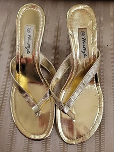 Gold Stacked Wood Look Wedge Heel Sandal Women’s Size 6 - Picture 1 of 9