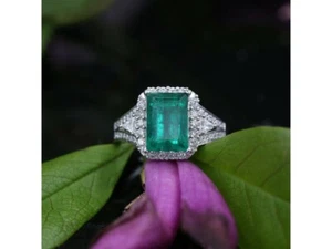 2Ct Green Emerald Lab-Created Women's Gift Engagement Ring 14K White Gold Plated - Picture 1 of 6