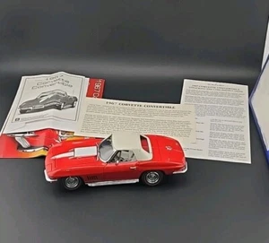 Danbury Mint 1967 Chevrolet Corvette Convertible Red 1:24 Scale - Imagen 1 de 20