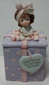 1999 Precious Moments Covered Box "What better to give...." Girl with bow Enesco - Picture 1 of 6