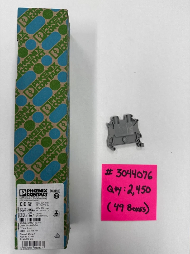 Phoenix Contact Terminal Block UT 2.5 (3044076) **Box of 50 Each** - Image 1 of 1