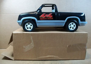 American Plastic Toy, Inc ~ Camión deportivo 4x4 negro ~ Artículo promocional ~ 16" de largo - Imagen 1 de 11