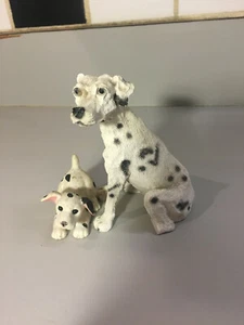 Dalmatian Dog Figurines Set Of Two Made Of Resin Mom and Pup - Picture 1 of 7