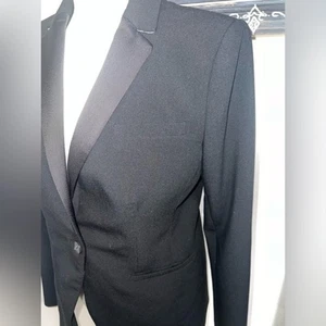 UEC BANANA REPUBLIC BLACK TUXEDO VIBE BLAZER  SZ 6 - Picture 1 of 11