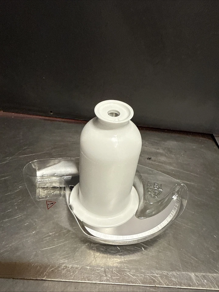 ( Blade) Kenwood Multipro Compact  800W 2.1L Food Processor FDP301WH #40-2 - Image 1 of 1