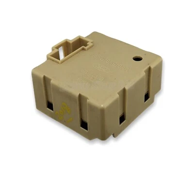 Ford Fiesta MK4 Puma Unit Control Module Relay 96FB10K910AA 52010035B 12V 16-Pin - Image 1 of 4