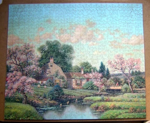 SPRING BLOSSOMS (Country:) Victory Gold Box 900 pc Jigsaw Puzzle. - Picture 1 of 7