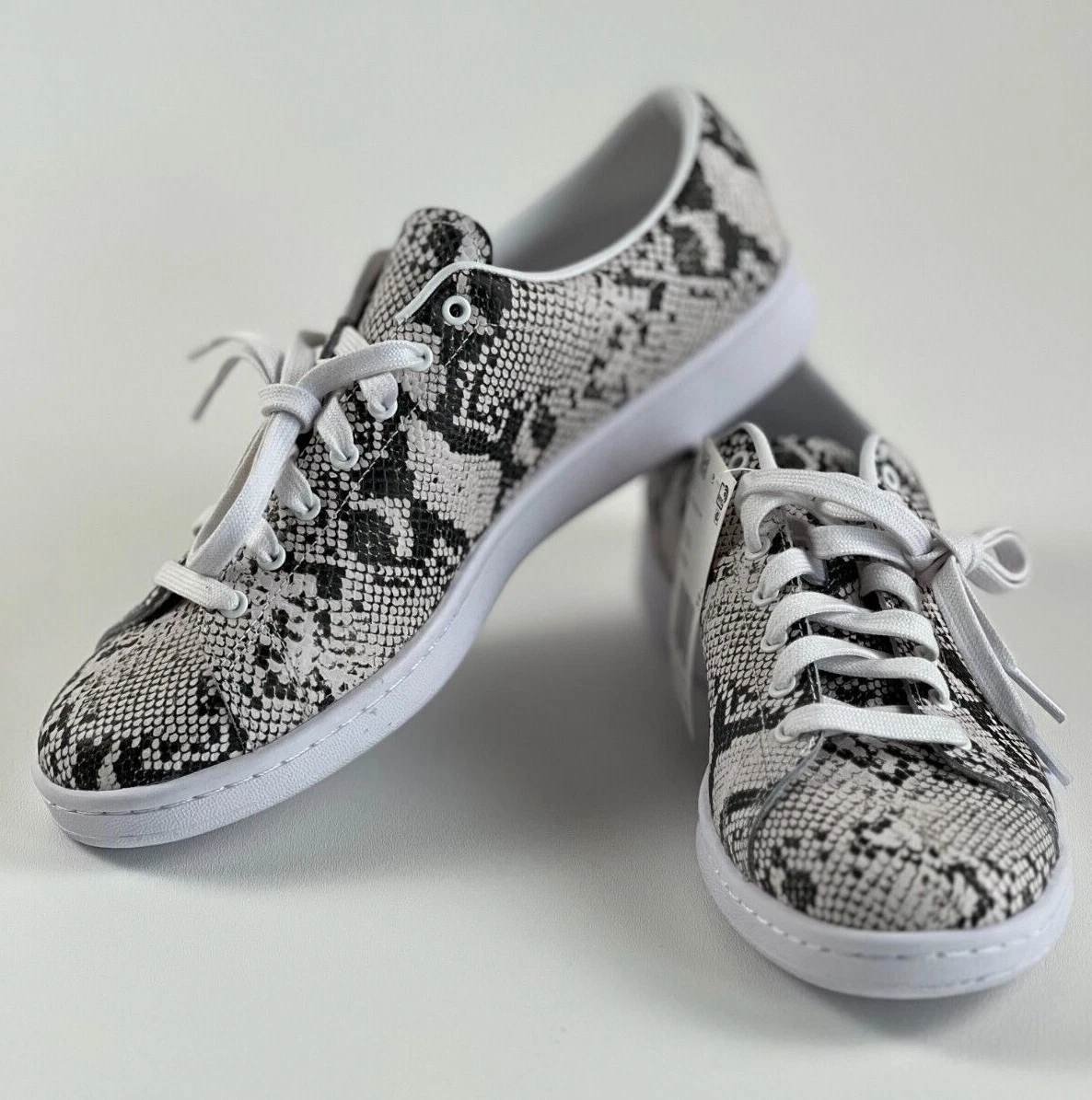 adidas Hyke White for Sale | Authenticity Guaranteed | eBay