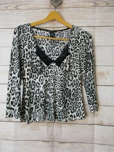 Bisou Bisou Michele Bohbot Intimates Animal Print sleepwear top nice Soft - Picture 1 of 2