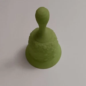 Fenton Satin Art Glass Light Green Bell, Buttons ans Bows Motif, Antique, Used - Picture 1 of 14