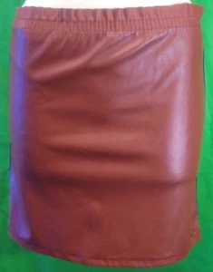 D-Zine Damen Mini-Rock in braun, Größe M/L, PE mit PU, im Bund gerafft, Gummizug - Bild 1 von 5