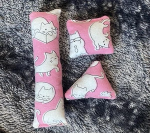 Handmade Pink Printed Catnip Assorted Shape Kick Stick Cat Toy Set Of 3 - Picture 1 of 6