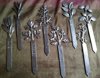 8 Metal Plant Stakes Mint,Rosemary,Parsley,Thyme,Sage,Dill, Cilantro, Oregano  - Image 1 of 3