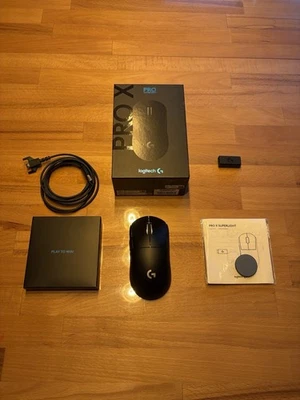 Logitech PRO X SUPERLIGHT Gaming-Maus - Schwarz 910-005881 OVP Rechnung Neue. - Bild 1 von 4
