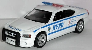 1/64 = NYPD / NEW YORK POLICE DEPARTMENT / 2006 DODGE CHARGER / Rubber Tire Car - Picture 1 of 3