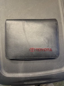 Toyota Corolla 2002 manual del propietario con estuche - Imagen 1 de 6