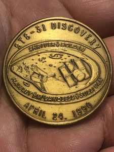 1990 History Medal - STS-31 Discovery - Kennedy Space Center, FL - Bild 1 von 10