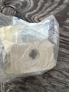 GM OEM NOS 25785769 Light Cashmere Glove Box Handle 2005-2011 Cadillac STS - Bild 1 von 2