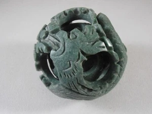 Pietra intagliata verde cinese vintage 4 palline puzzle respiratore fuoco drago colore giada - Foto 1 di 6