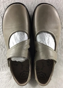 Propet Golda Casual Comfort Shoes Women's Size 10 X(2E) Grey Leather Mary Jane - Picture 1 of 10