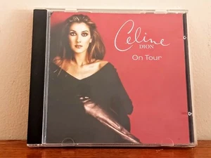 CELINE DION - ON TOUR, 1998 Sony Music Entertainment Inc. 550 Music A 33866 CD - Imagen 1 de 5