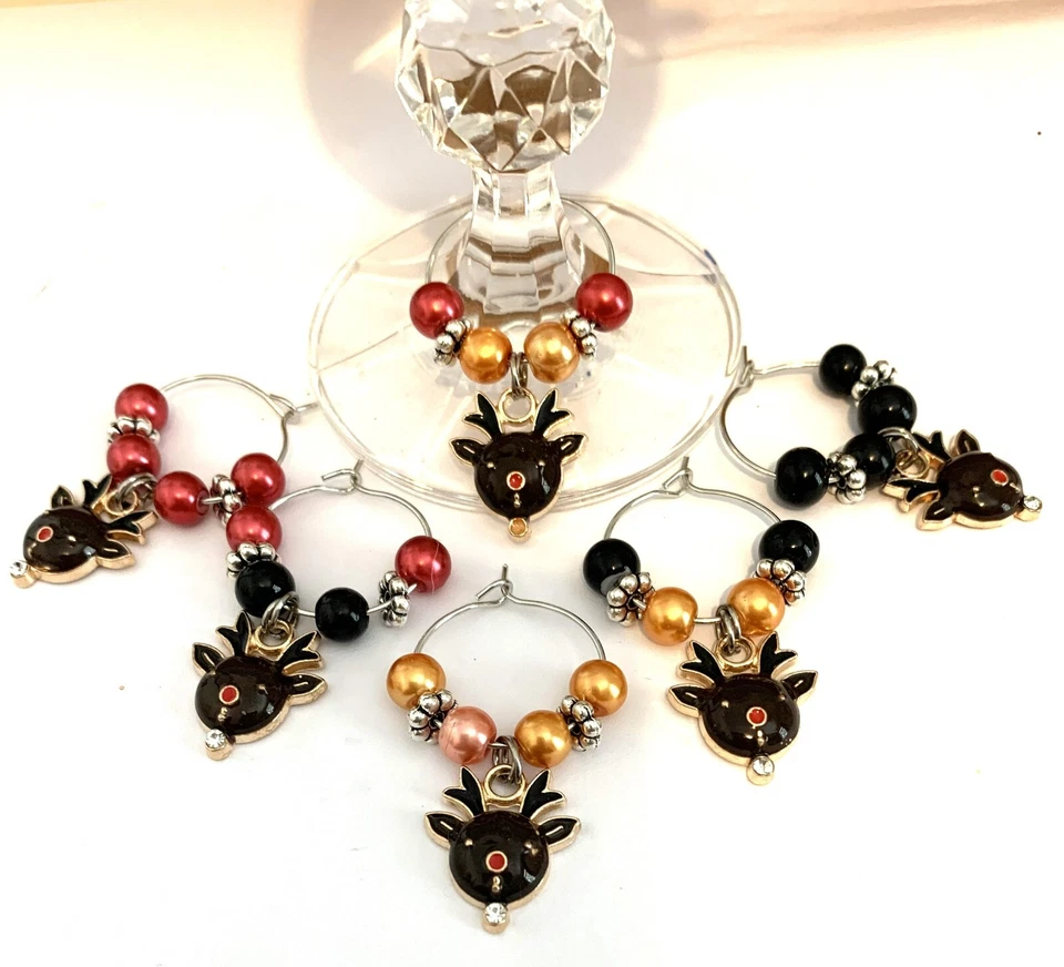 6 X CHRISTMAS WINE GLASS RINGS - CUTE ENAMELED REINDEER CHARMS - image 1 of 1