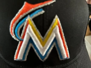 New Florida Marlins Baseball Hat, Black, Adjustable Cap, OC Sports NWOT - Picture 1 of 4