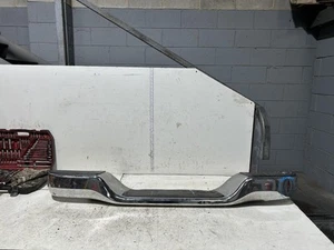 Toyota Hilux Rear Bumper KUN26 03/2005-08/2015 - Picture 1 of 12