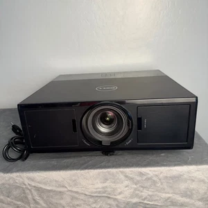 Dell 7760 DLP Projector HD 1080p HDMI USB Tested Working - Picture 1 of 12