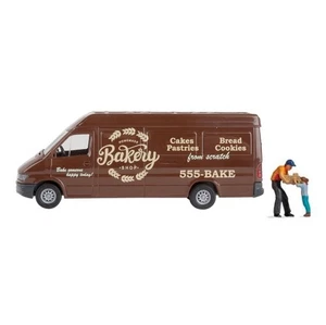Walthers SceneMaster 1/87 HO Scale HOMEMADE BAKERY SHOP Delivery Van + Figures! - Picture 1 of 8