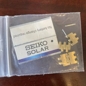 SEIKO 4 Spare Gold Coloured LINKS for Ladies Solar SUP032P1 V116 - Picture 1 of 5