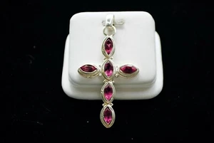 PLATA ESTERLINA HERMOSA FORMA DE CRUZ CON DIJE DE AMATISTA COLGANTE #F070 - Imagen 1 de 2