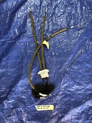 2009 2010 2011 2012 2013 Infiniti G37 coupe passenger side actuator Foto 1 de 3